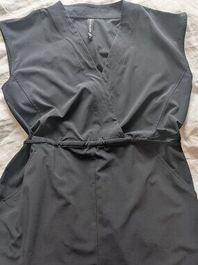 Athleta Marlow Romper Black Small | Wrap Front, Pockets, Travel